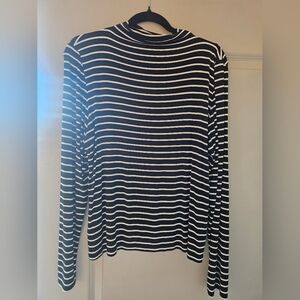 Striped Black and White Women's Top Medium